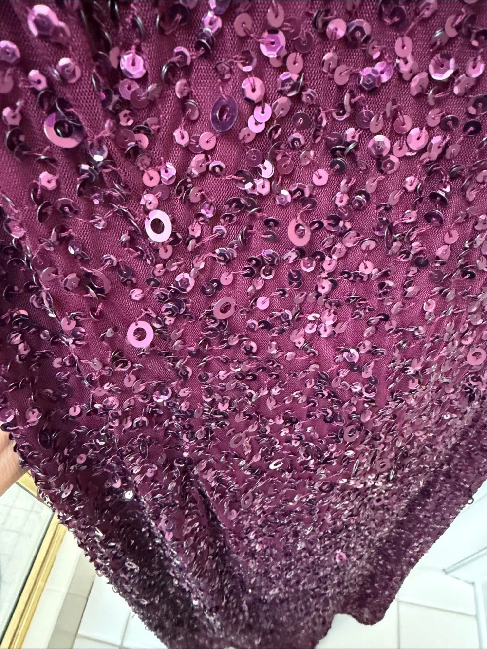 🩷 Adrianna Papell Mother of Bride/Groom Sequin Dress Size 8 Burgundy- Stunning. - Picture 8 of 9